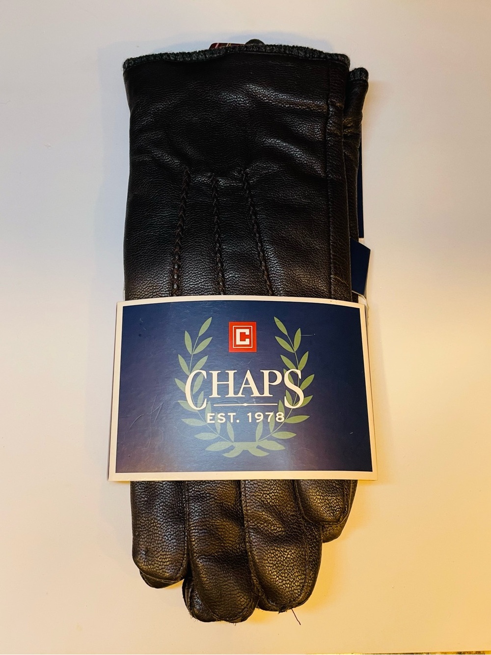 Great men’s Chaps by Ralph Lauren black leather gloves. Brand new!
